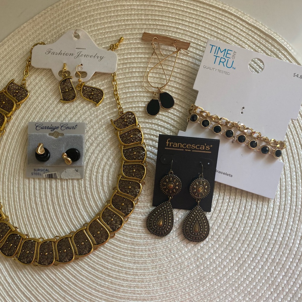 Bundle of Gold Tone & Black Costume Fashion Jewelry With Tags